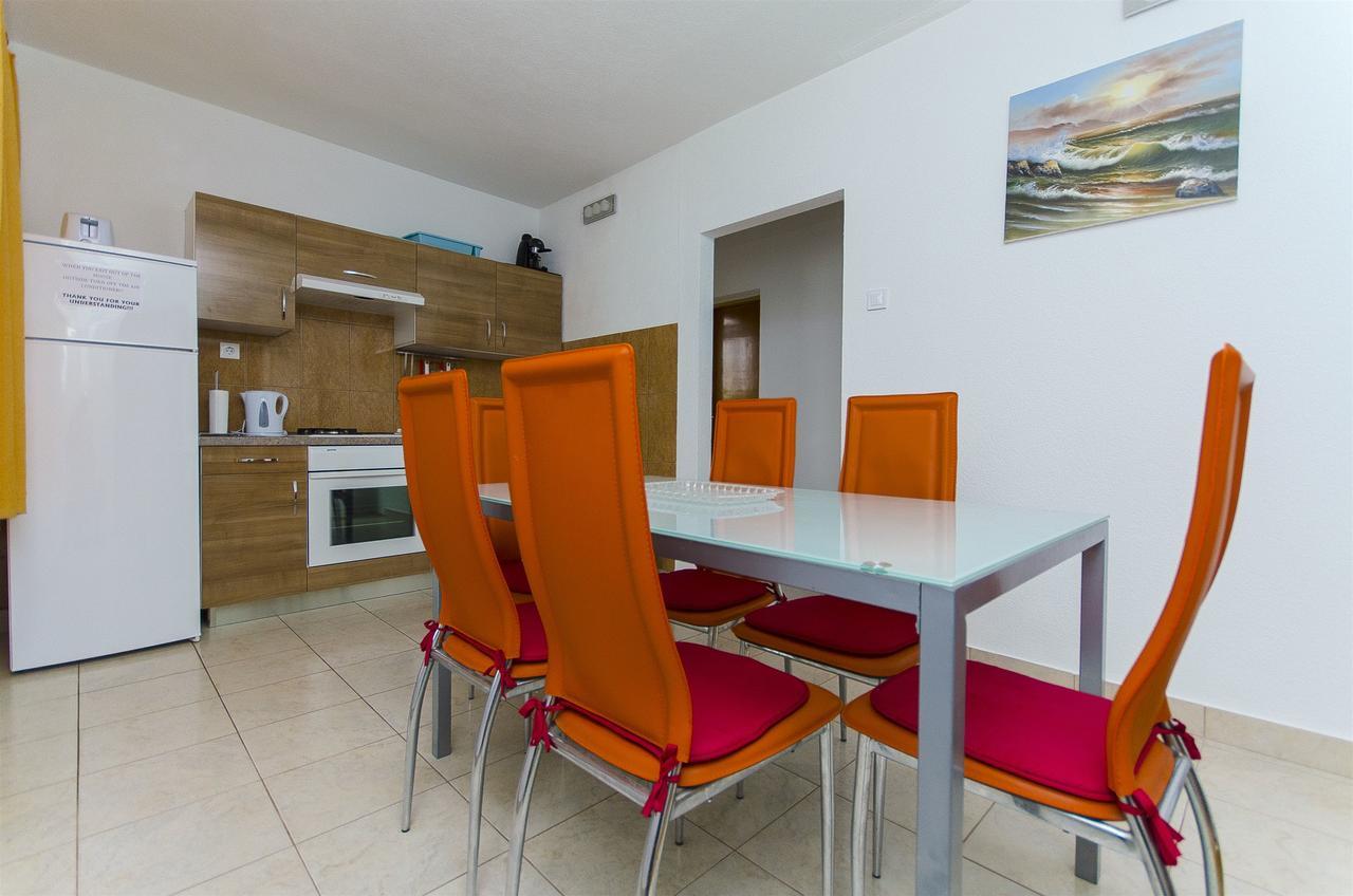 Apartments Karlo Τρογκίρ Εξωτερικό φωτογραφία