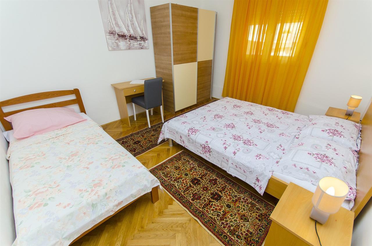 Apartments Karlo Τρογκίρ Εξωτερικό φωτογραφία