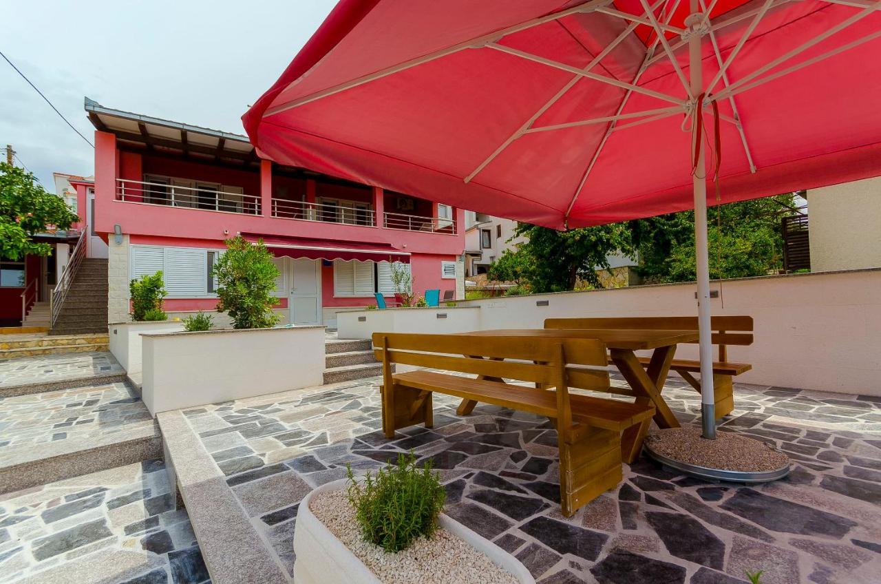 Apartments Karlo Τρογκίρ Εξωτερικό φωτογραφία